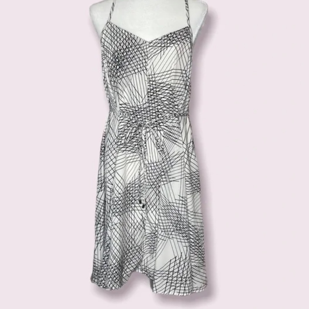 Motherhood Maternity woman’s dress size Small